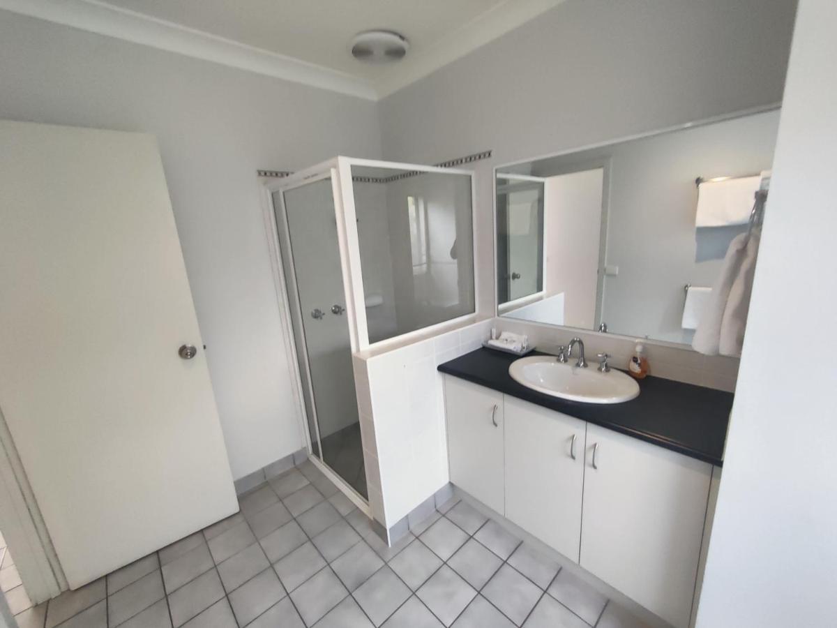 Belvoir Village Motel & Apartments Wodonga Esterno foto
