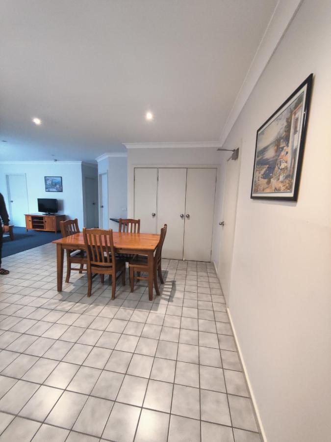 Belvoir Village Motel & Apartments Wodonga Esterno foto