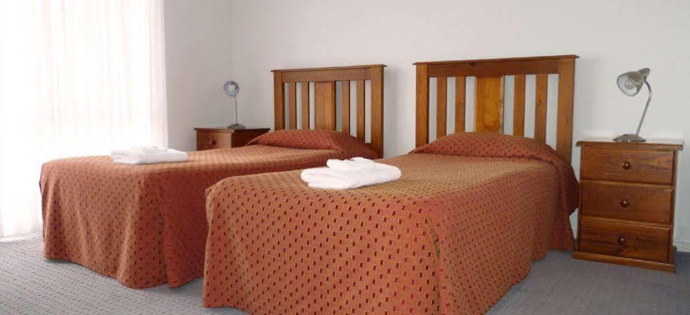 Belvoir Village Motel & Apartments Wodonga Esterno foto